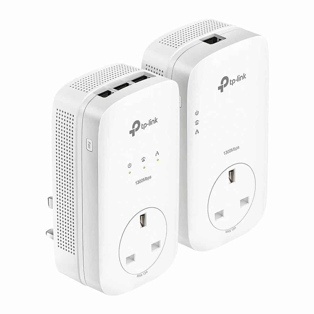 (image for) TPLINK TL-PA8033P KIT 3-Port Gigabit Passthrough Powerline Starter Kit